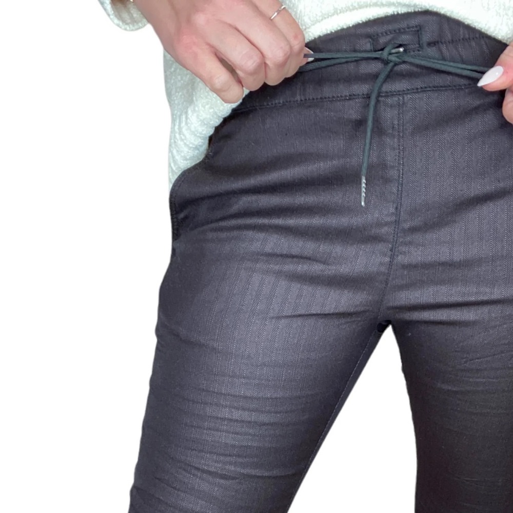 Bevy Flog Dark Burgundy Herringbone Pants